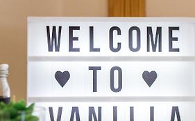 Vanilla Family House Preveza